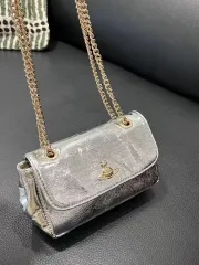 Vivienne Westwood ヴィヴィアン・ウエストウッド レディース チェーンショルダーバッグ ミニサイズ 2color