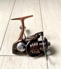 スピニングリール CD2500S 糸をかける所がありません。動作確認済美品