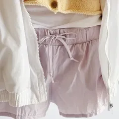 アディダス ステラマッカートニー ショートパンツ ショーツ ジョギングパンツ 短パン ランニングショーツ バルーンパンツ adidas by Stella McCartney shorts 古着 見せパン 重ね着 レイヤードスタイルにも 淡いラベンダーピンク