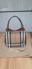 Burberry House Check Shoulder Bag/Tote Bag, Almost New, Authentic (Authenticated), Crossbody Bag
