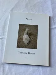 stay / Charlotte Dumas