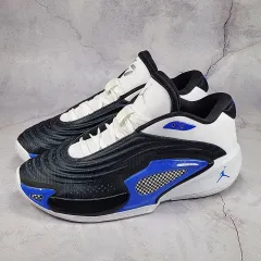 2026年最新】NIKEルカ2の人気アイテム - メルカリ