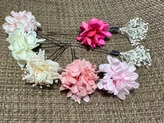 髪飾り　プリザーブドフラワー　カスミソウ　ヘアアクセサリーアジサイ　散らす髪飾り　ラプンツェル風に