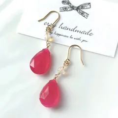 フューシャピンクカルセドニー×オパールピアス
