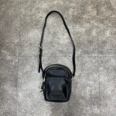 TOM FORD レザーショルダーバッグ カバン  トムフォード ブラック （10332M）のサムネイル