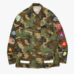 OFF-WHITE オフホワイト カモマルパッチアローフィールド ジャケット  OMEL001C99FAB0015601 レッド カモ柄 サイズS 美品 中古 4b013504のサムネイル