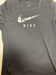 ナイキ ドライフィット ブラック 半袖 Tシャツ