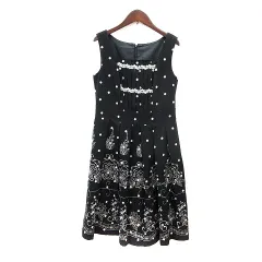 プレイスポーズ PLACE PAUSE ワンピース ひざ丈 刺繍 ノースリーブ 黒 ブラック /MN