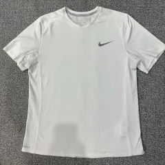 ナイキ ドライフィット 機能性 半袖