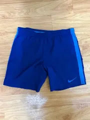 ナイキ 青色 ハーフパンツ