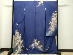 正絹 振袖 京友禅 金彩 荒波に花筏 花菱の地紋 成人式 結婚式 - メルカリ
