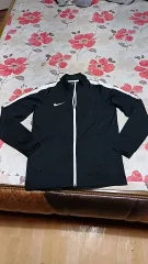 NIKE 南ソウル大 スポーツビーズジャージ 薄い100 バスト53 丈73