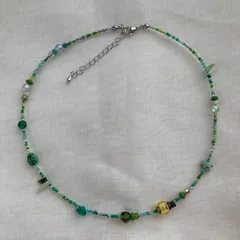 グリーン系いろいろビーズのネックレス／チョーカー
