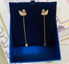 スワロフスキー Swarovski ICONIC SWAN ピアス