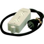 ダブルコンセント アース付 100V30A→20A＆15A変換アダプター - メルカリ