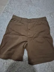 ユニクロ チノ ショート パンツ ダークブラウン