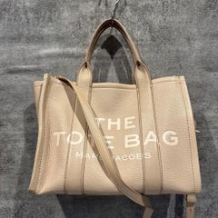 MARC JACOBS THE TOTEBAG ミディアム 2way キャメル - メルカリ