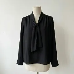 ブラック リー ラウ ブラウス / フェミニン デイリー シャツ