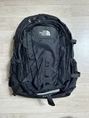 THE NORTH FACE ザノースフェイス 핫샷 ブラック バックパック