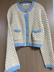 新品ハイクオリティ バイカラーカーディガン