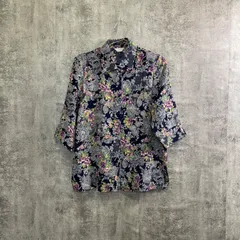 【T-749】花柄 総柄 半袖シャツ ネイビー フラワー ボタニカル レース風デザイン レトロ 古着 ブラウス 春夏 レディース カジュアル 大人コーデ 上品デザイン 華やかプリント 柄シャツ トップス