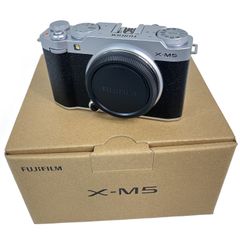FUJIFILM X-M5 Fujifilm X-Series Mirrorless SLR Camera Body (Used) N11006069