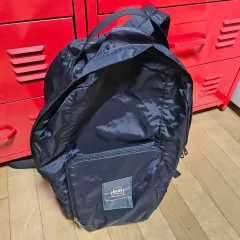 折りたたみ可能なバッグ