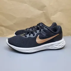 ナイキ レボリューション6 レディースランニングシューズ 235