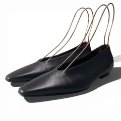 c17 【未使用】BOTTEGA BENETA ボッテガヴェネタ アーモンド フラットシューズ サイズ38 1/2 ブラック レザー レディース 靴 シューズk02i
