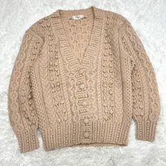 【美品】ケーブル編み Vネック ニット カーディガン ピンクベージュ　ポップコーン編み