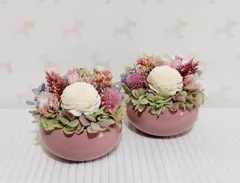 《受注制作》　小さいサイズのお供え花　一対セット　ソーラーフラワー入り　モーヴピンク系　仏花　お悔やみ　フラワーアレンジメント　プリザーブドフラワー　　ペット　ミニ仏壇　ペットお花　ペット仏花　小さいお供え花