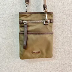 トゥミ ショルダーバッグ ポシェット TUMI サコッシュ スマホ 散歩 GB253のサムネイル