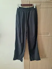 シャカシャカ素材 イージーパンツ