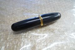 TOMBOW 万年筆 トンボズーム ZOOM 828 fp 本体 - メルカリ
