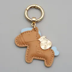 【新品】馬 キーホルダー 馬蹄 バッグチャーム 馬 飾り うま アクセサリー 革小物 軽量 薄型 小型 おしゃれ かわいい