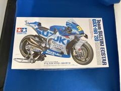 Item thumbnail for item 37f20a09-4e1a-4141-9687-3d880098ab87