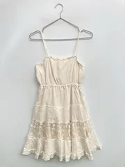 Petit Berry プティベリー ワンピース アイボリー コットン 無地 レース 刺繍 袖なし ショート・ミニ丈 ティアード