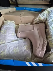 アディダス レインブーツ