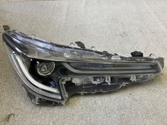 トヨタ マークX GRX130 HID 右ヘッドライト 線傷有り 運転席 刻印1
