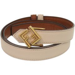 美品 グッチ ズゥミ ZUMI 570660 パイソン グレー 二つ折り財布 財布 0068 【中古】 GUCCI GUCCI - 美品 グッチ ズゥミ ZUMI 570660 パイソン グレー 二つ折り