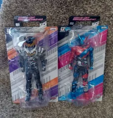 未開封品 仮面ライダービルド BIGサイズソフビフィギュア ナイトローグ ラビットタンクフォーム 2体セット