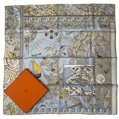 HERMES カレ La Folle Parade スカーフ 【期間限定出品】 - メルカリ
