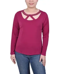 ニューヨークコレクション レディース トップス シャツ プチ NY Collection Petite Long Sleeve Jeweled Neck Top Sangria
