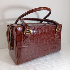穿山甲 センザンコウ 本革　がま口 和装小物　ハンドバッグ pangolin skin 穿山甲 センザンコウ/口枠式/和装バッグ - メルカリ