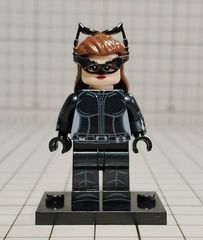 キャットウーマン （ダークナイト、バットマン）　レゴ 互換:カスタム ミニフィギュア　D03-17/TUE