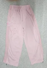 (新品) 春&秋 ピンク トレーニングパンツ