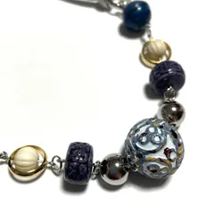 ネックレス　ループネックレス　ビーズネックレス　エスニック調　ウッド調樹脂&メタリック素材　🩶シルバーグレーパラコード2㎜ 使用　ハンドメイド　オリジナル商品