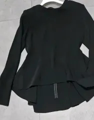 ウエストフレア LINE ブラック ブラウス