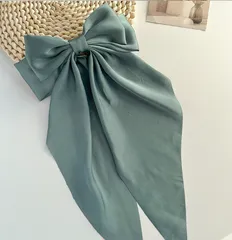 【ブルーグレー】リボン ビッグリボン バレッタ 大きめ ヘアアクセサリー レディース 韓国 ロングリボン 上品 結婚式 発表会