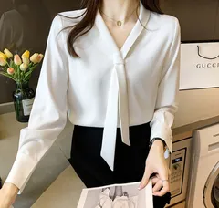 ボウタイブラウス レディース 未使用 春 夏 リボンブラウス 長袖 オフィス ボウタイ ボリューム袖 ふんわり袖 リボン ブラウス シャツブラウス 無地 光沢 高級感 シャツ オシャレ 卒業 卒園 入学 入園 大人